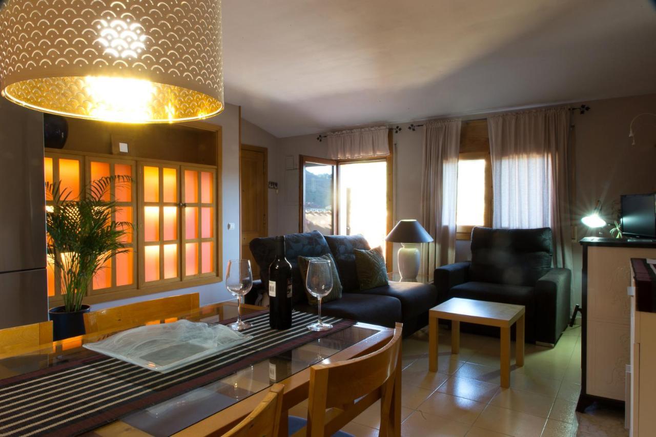 Atico Con Terraza En Graus-Pirineo De Huesca Apartman Kültér fotó