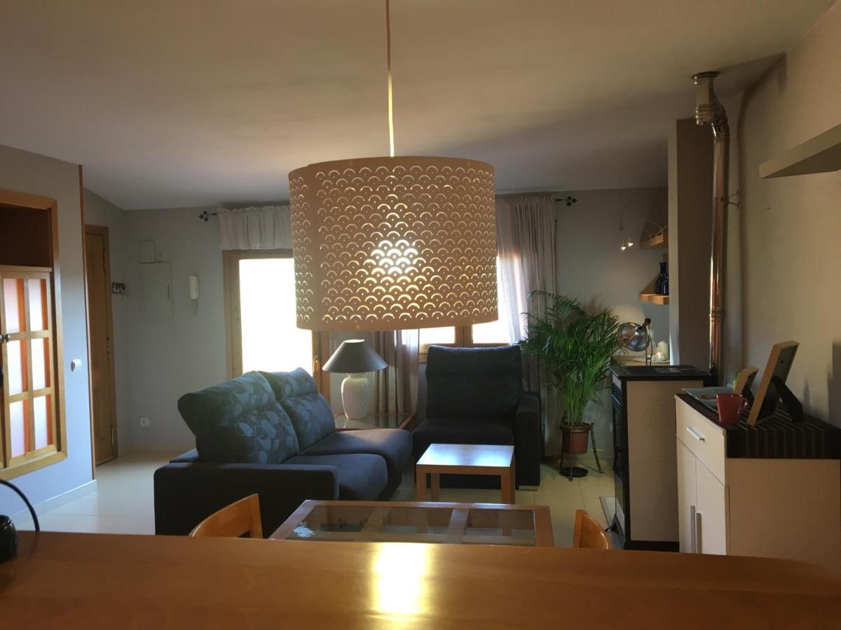 Atico Con Terraza En Graus-Pirineo De Huesca Apartman Kültér fotó